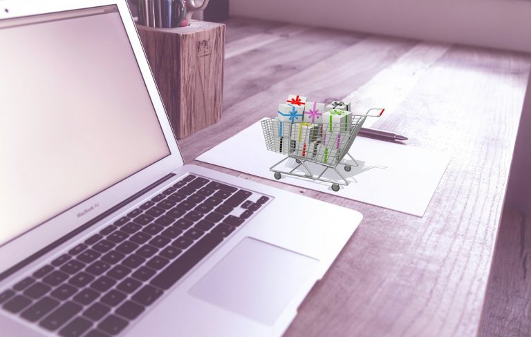 4 Challenges you face while developing an Ecommerce platform and How to overcome it.