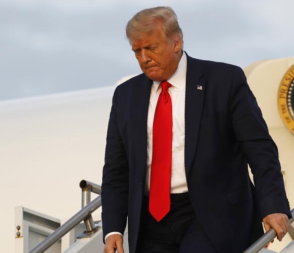 Trump regrets: “Sometimes I love Twitter too much”