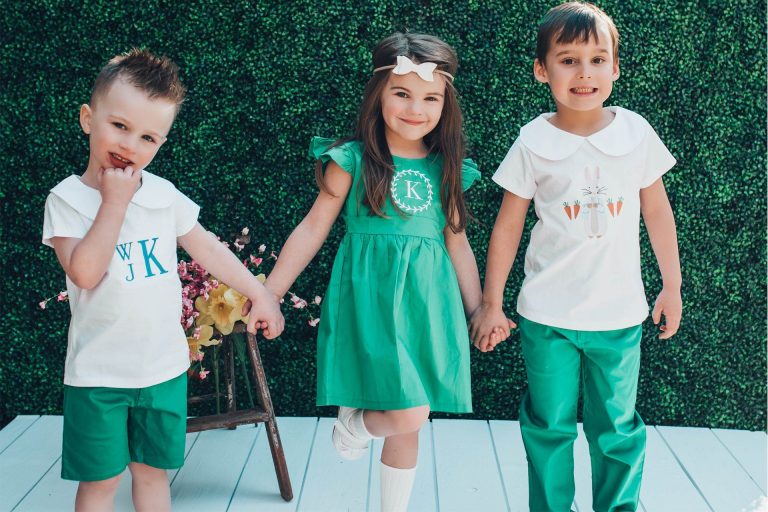 Advantages of Dressing Siblings the same