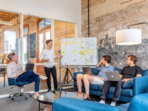 Face to face vs online team meeting
