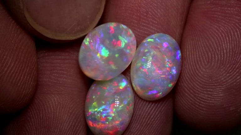 GET YOUR FAVORITE GEMSTONE FROM KUDWAL GEMSTONE