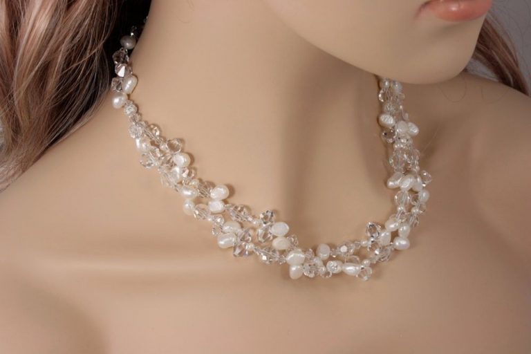 How To Choose The Right Pearl Necklace?