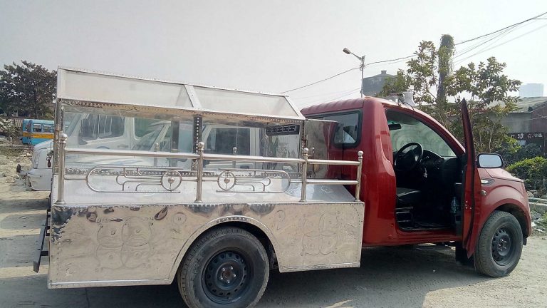 Transport Dead Body In A Hearse Van