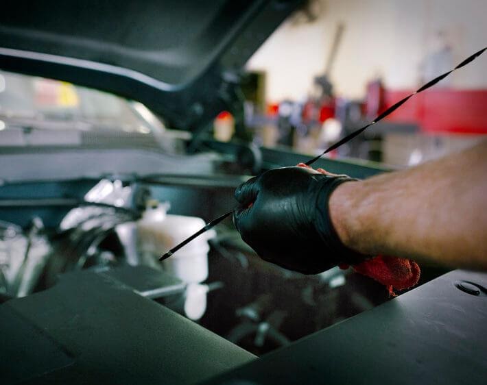 HOW TO PROTECT  THE PERFORMANCE OF AN ENGINE