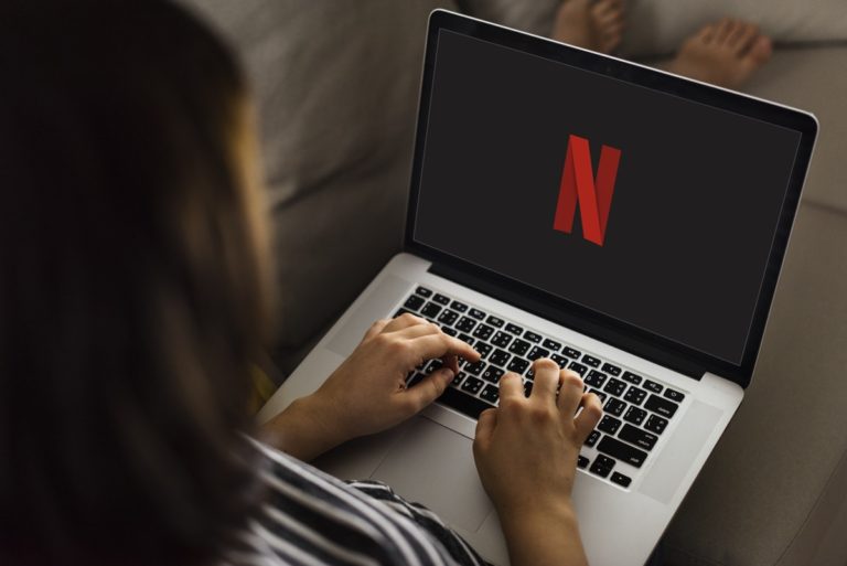 TOP FIVE NETFLIX SHOWS YOU NEED TO WATCH IF YOU ARE FEELING UNDER THE WEATHER AND NEED A LITTLE PICK-ME-UP